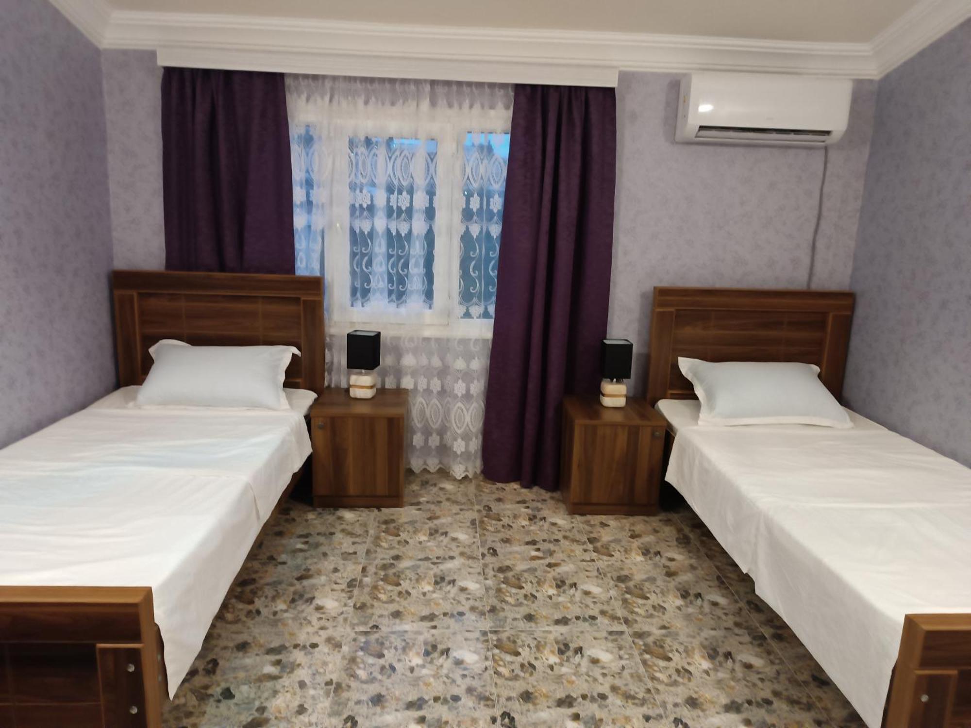 Hotel Light House Kutaisi Esterno foto