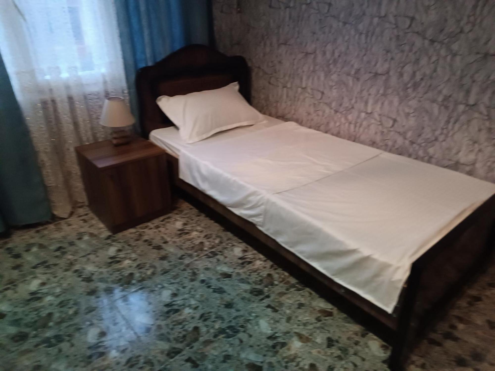 Hotel Light House Kutaisi Esterno foto